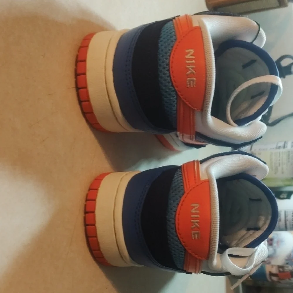 Size 7 Men's Orange Blue And White Nike Dunks With Verified Authenticity Coins - Picture 6 of 16